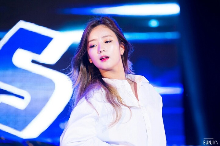 왔다갔다하는 보미 | 인스티즈