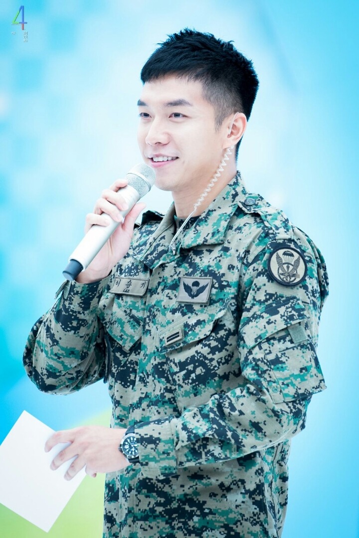 남의 군생활은 잘가는데 유독 시간안가는거같은 사람 | 인스티즈