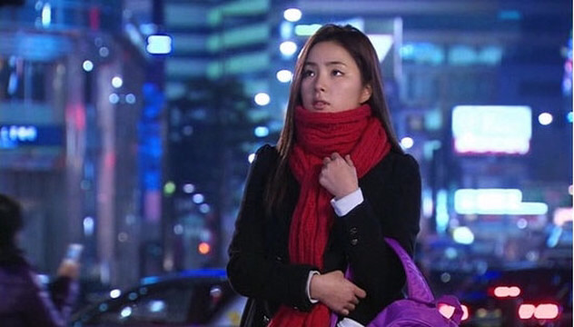 빨간목도리 하면 가장 먼저 떠오르는 사람은? | 인스티즈