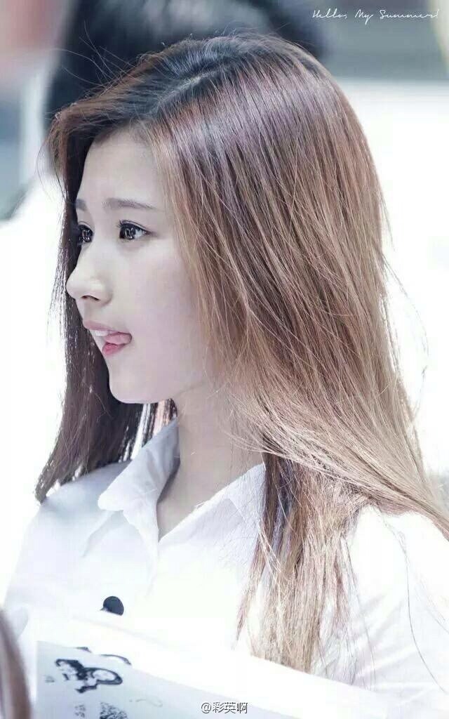 트와이스 사나 수수한 모습.gif | 인스티즈