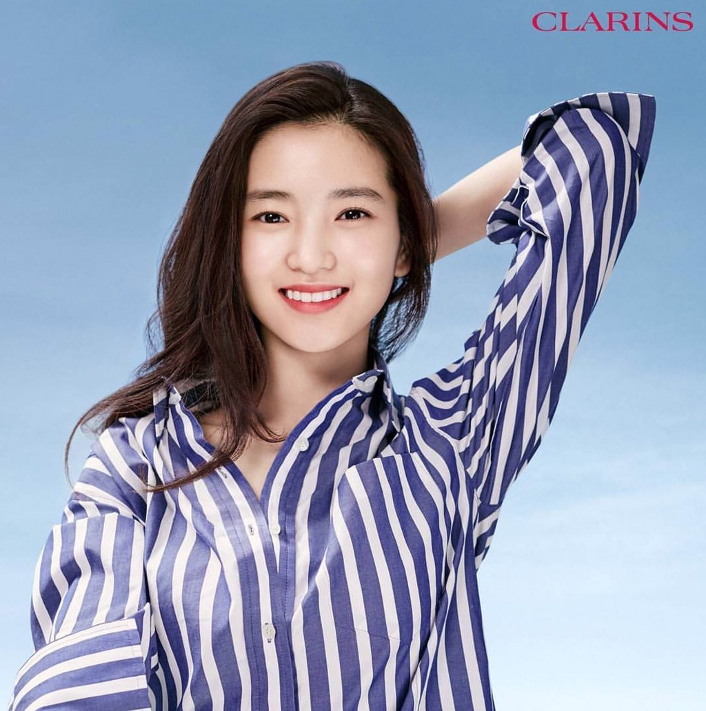내 숙희 김태리 - Clarins 광고 | 인스티즈