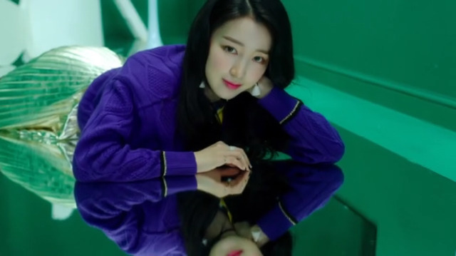 갓세정 보려고 구구단 뮤비 틀었다가 예뻐서 눈에 들어온 애.jpgif | 인스티즈