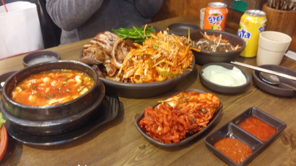 장수족발 이미지
