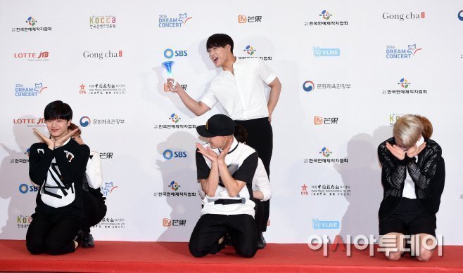 ??:냅둬 쟤네 비투비잖아(ft.그들만의리그) | 인스티즈