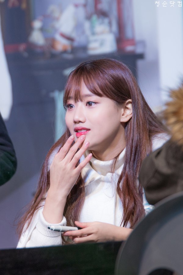 트와이스와 친한 아청돌 멤버.jpg | 인스티즈