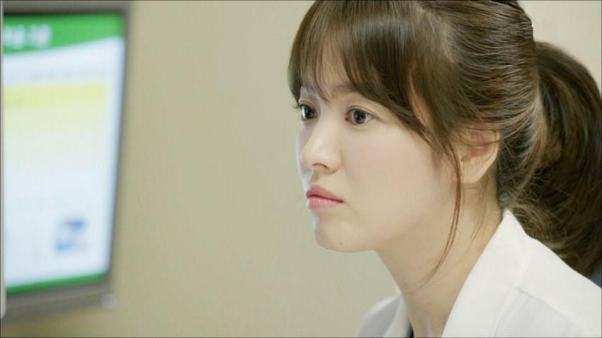 영화와 달리 드라마 흥행불패 송혜교.jpg | 인스티즈
