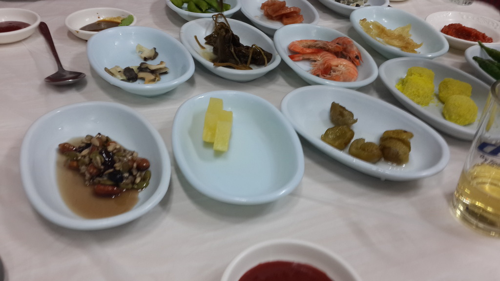 사계절식당 이미지