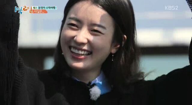1박2일 한효주...위험한 각도.jpg | 인스티즈