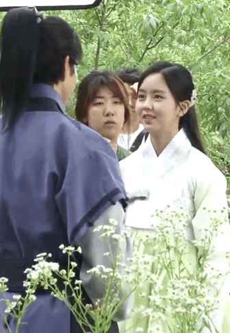 ＜군주 메이킹 더듬는게 가장 어려웠어요 (유승호 김소현) | 인스티즈