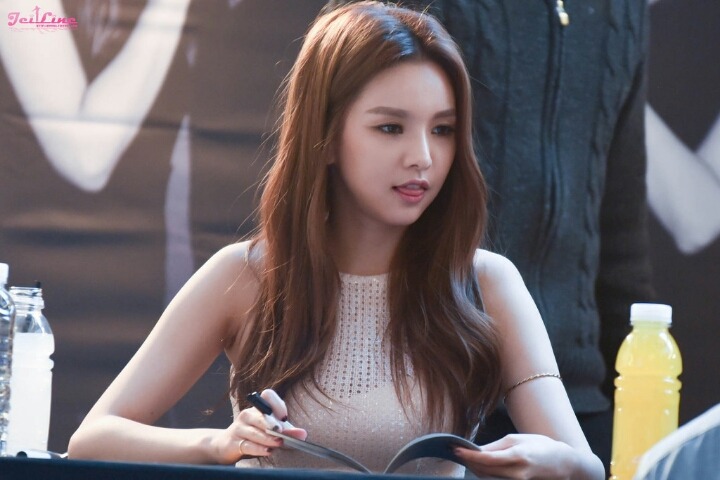 피에스타의 동안 리더 재이 | 인스티즈