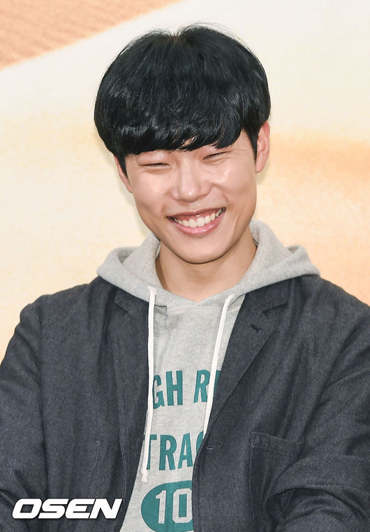 꽃보다청춘아프리카 제작발표회(안재홍,고경표,류준열,박보검) | 인스티즈