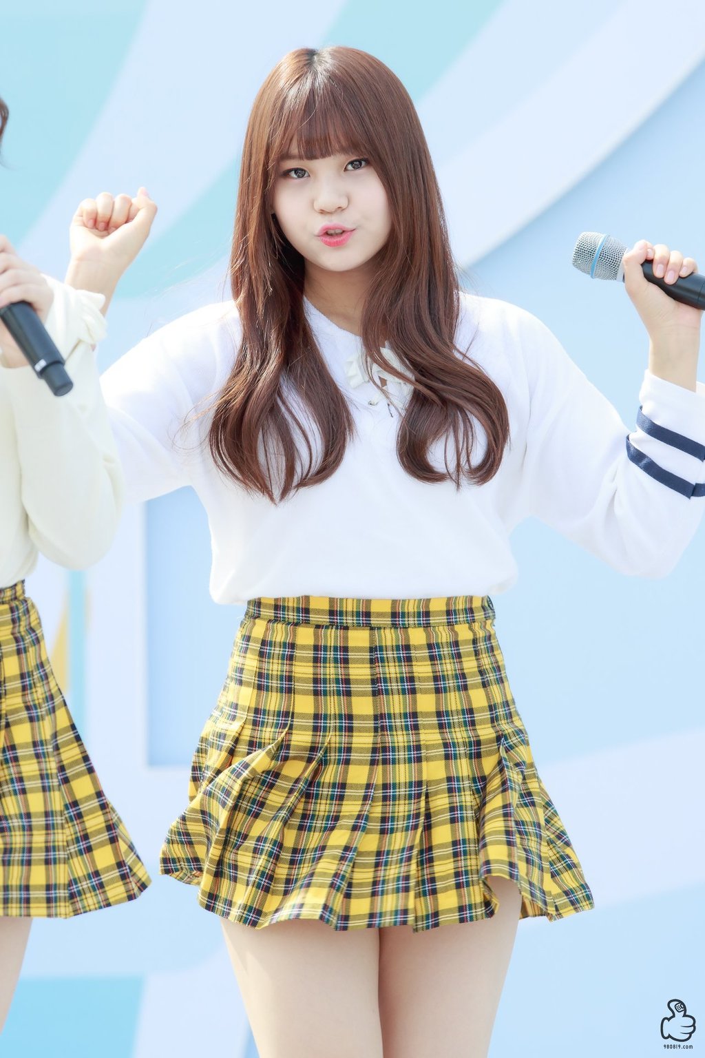 여자친구 귀요미 엄지.JPG | 인스티즈