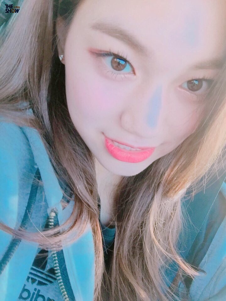 아이오아이 여친짤 | 인스티즈