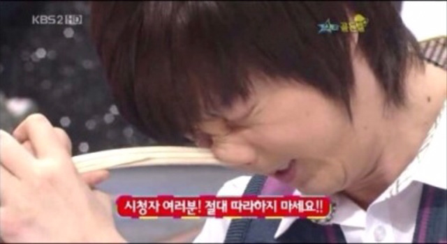 얼굴 학대하는 연예인 남녀 투톱.gif | 인스티즈