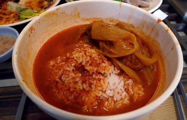 시장보리밥 이미지