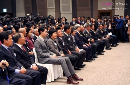 남자 연예인 실물느낌 간접체험 해보기 | 인스티즈