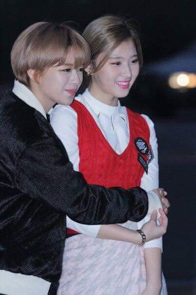 두즈 이미지