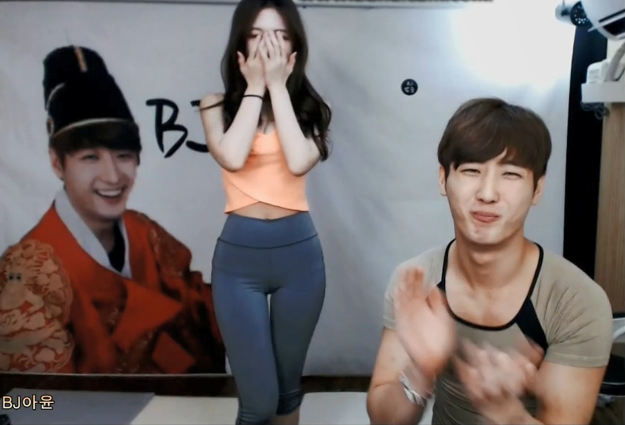 만화에서나 보던 허리 라인.gif | 인스티즈