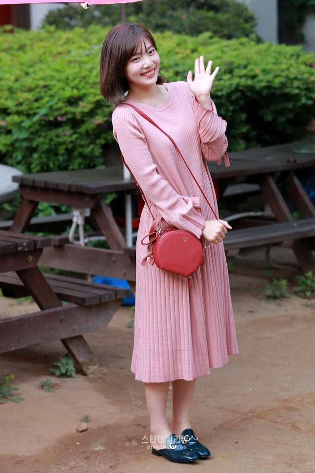 오늘자 레드벨벳 조이 | 인스티즈