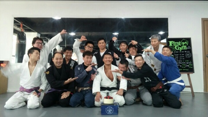 퍼스트짐 이미지