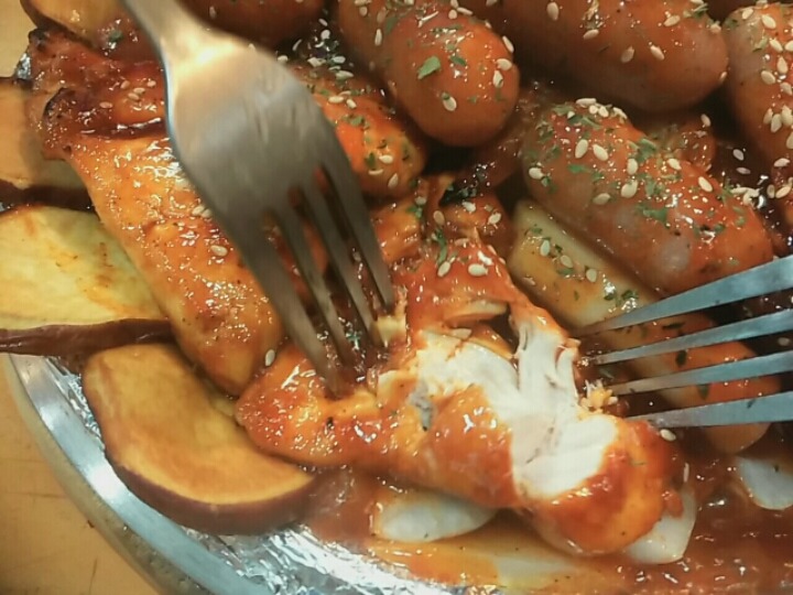 훌랄라참숯바베큐 이미지
