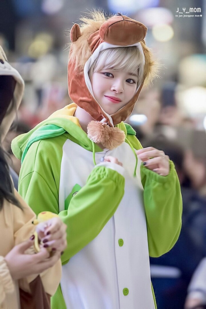 모자가 잘 어울리는 트와이스 정연이 | 인스티즈