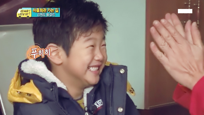 [아빠어디가] 준수 얼굴에 못생김이 묻었던 순간들ㅋㅋ.jpg | 인스티즈