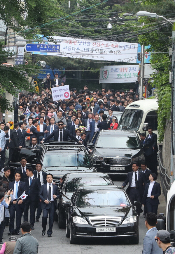 젼래 멋있었던 대통령을 지키는 경호원들 | 인스티즈