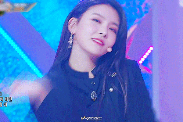오늘 엠카 구구단 김나영.gif | 인스티즈