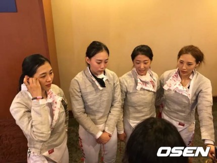 대한민국 여자 펜싱 사브르 금메달리스트들.jpg | 인스티즈