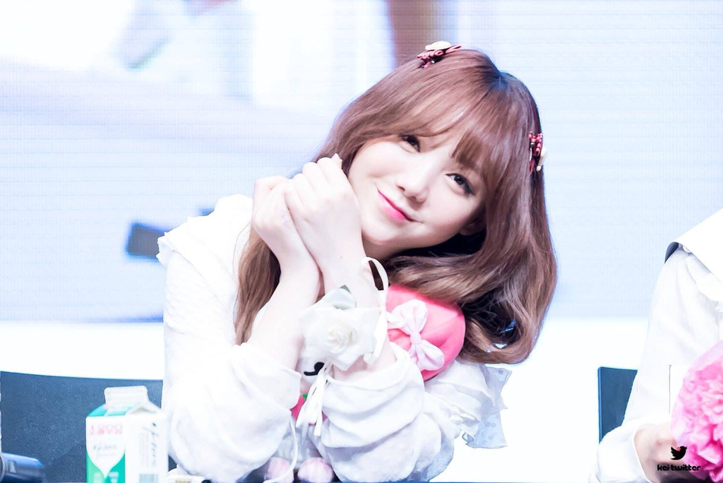 [러블리즈] 발목을 삐어서 케이 | 인스티즈