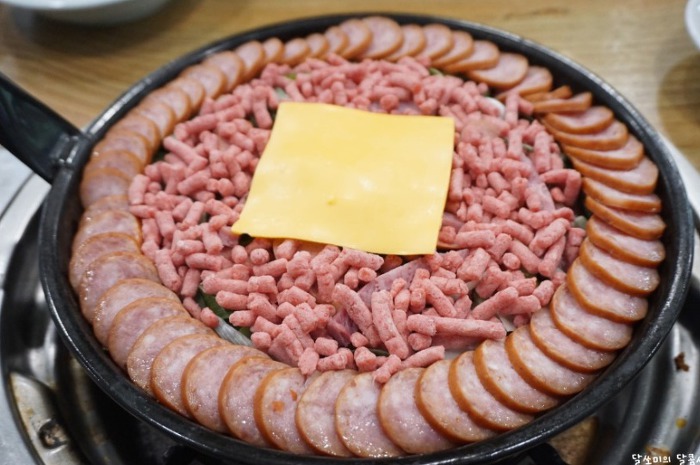 수원에 인기 있다는 부대찌개집.jpg | 인스티즈