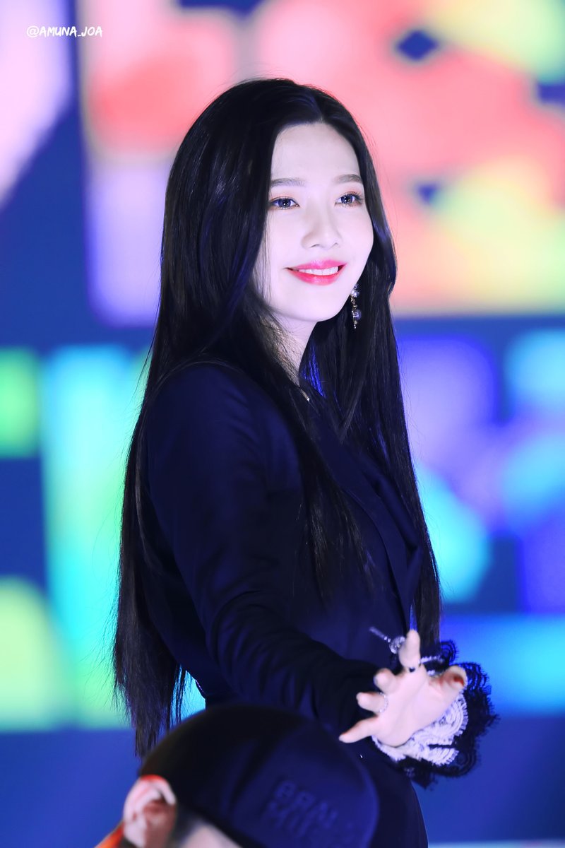 레드벨벳의 큐티섹시 담당 조이.jpgif | 인스티즈