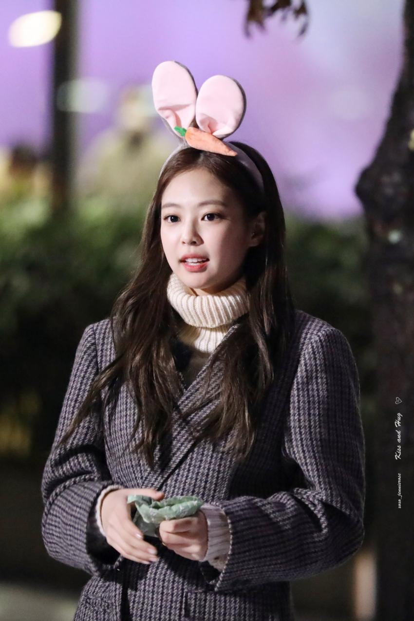 고양이처럼 생긴 블랙핑크 제니 | 인스티즈