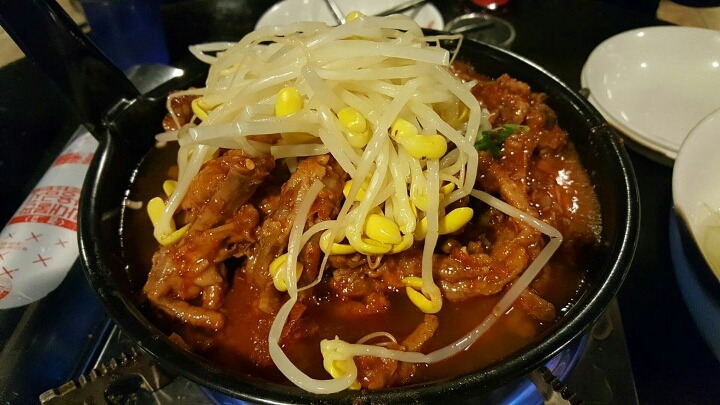 취향 갈리는 닭발 두가지 버전.JPG | 인스티즈