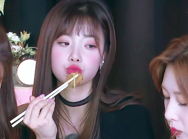 밥먹다 끼부리는 유니티 현주 | 인스티즈