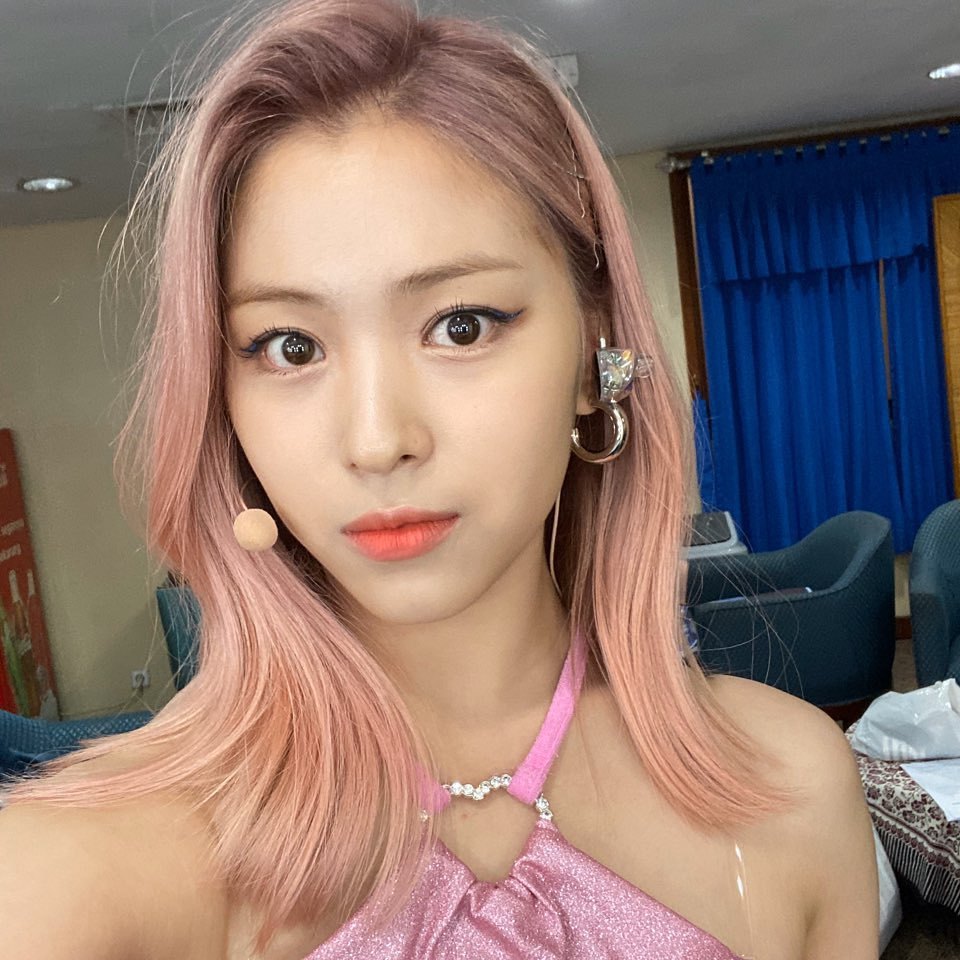 오늘 폭풍 업뎃한 ITZY 인스타그램.jpg | 인스티즈