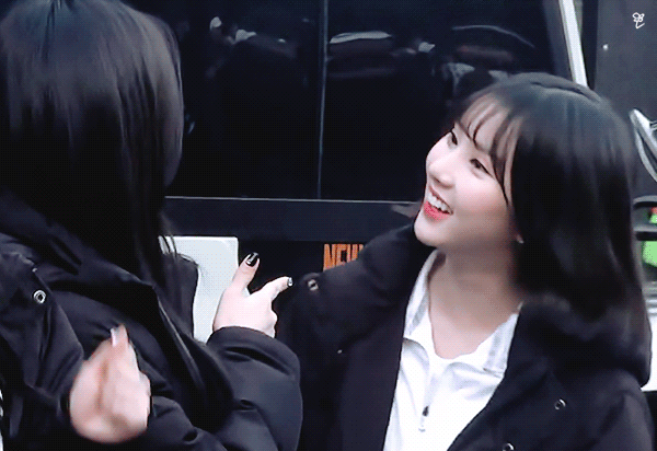 [여자친구] 저녁 약속이 잡혀서 신비 | 인스티즈