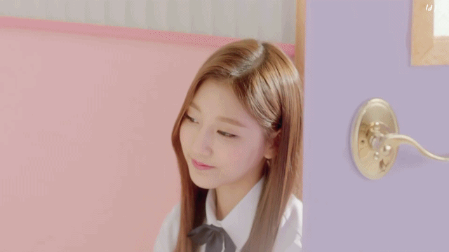 [러블리즈] 밤이 되어도 더운 것 같아서 예인이 | 인스티즈
