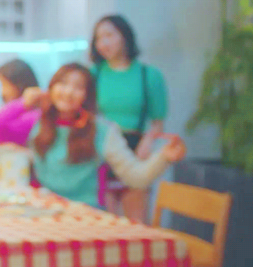 Merry&Happy 쯔위.gif | 인스티즈