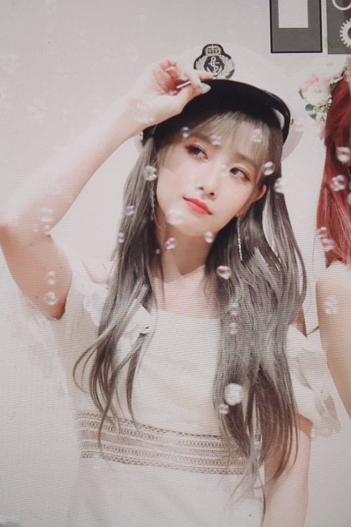 해군모를 쓴 러블리즈 귀요미 둘째 유지애.jpg | 인스티즈