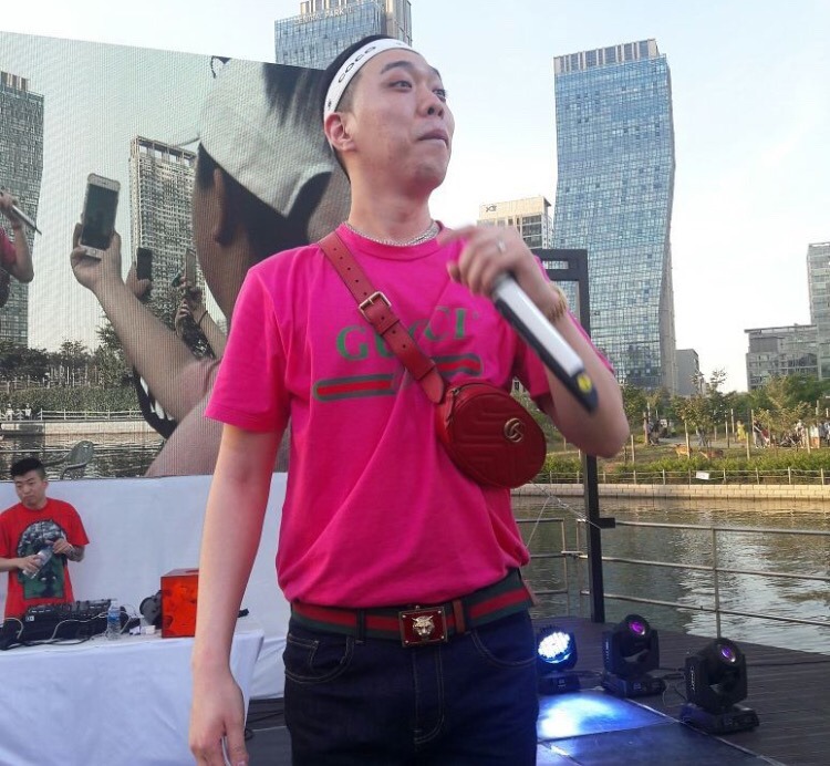 비와이씨 이미지