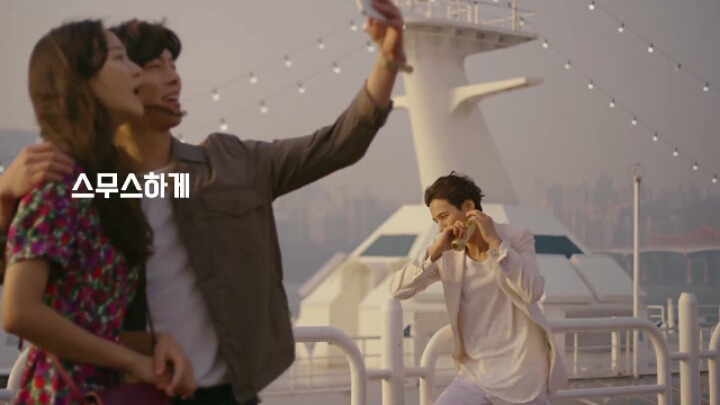 무려 8년만에 연기하는 원빈 | 인스티즈