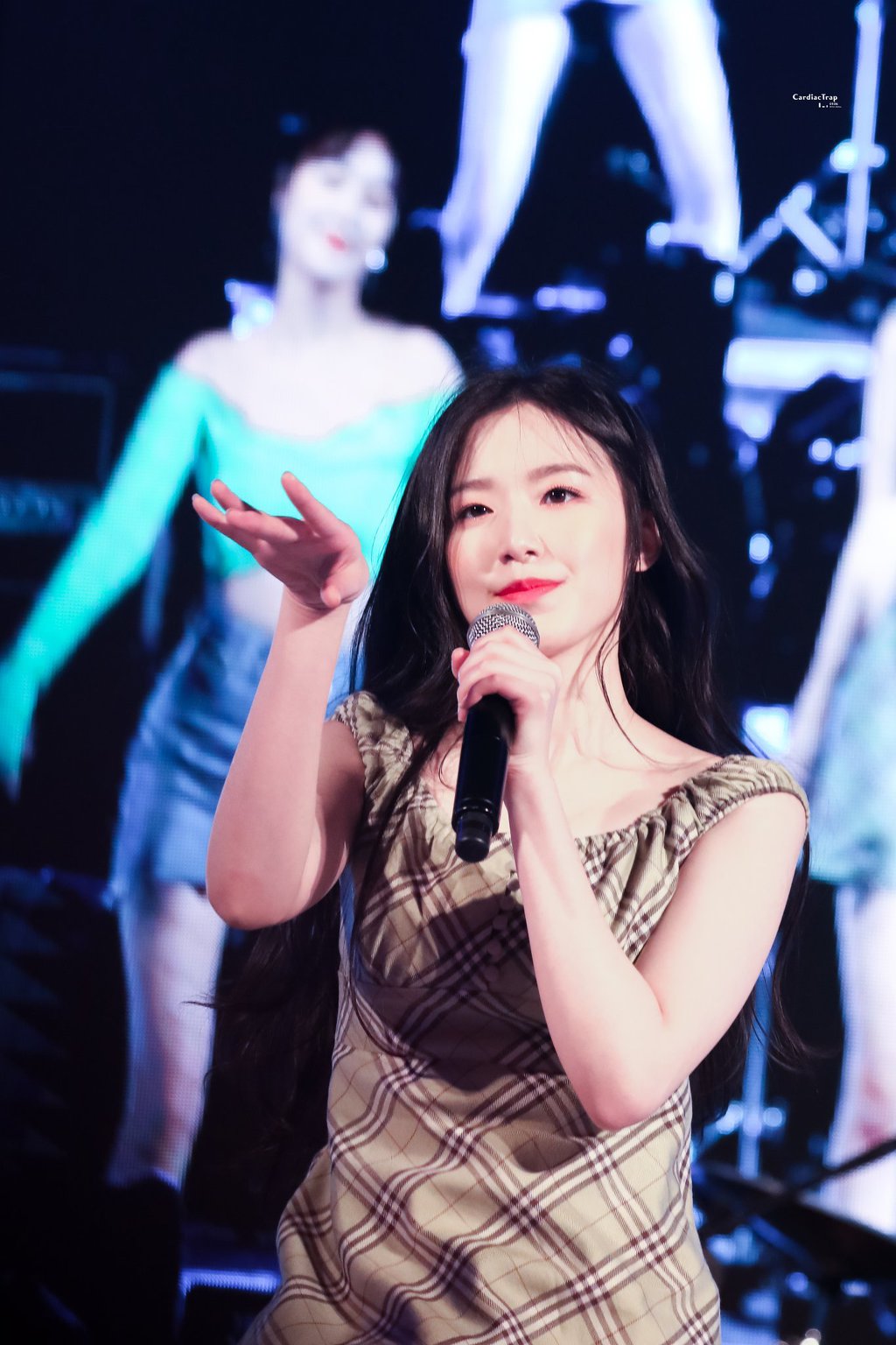 (여자)아이들의 비쥬얼담당 백설공주 슈화.jpgif (311장) | 인스티즈