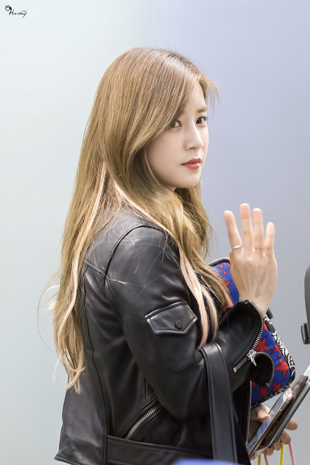 [에이핑크] 주말이라 시간이 잘 가는 것 같아서 박초롱 | 인스티즈
