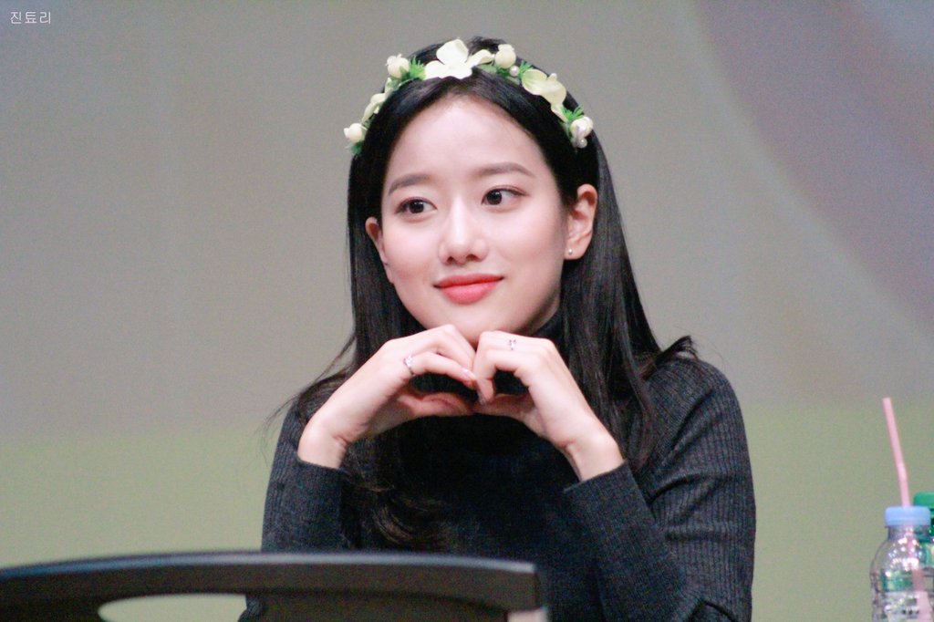 상큼하게 이쁜 에이프릴 이나은.jpgif | 인스티즈