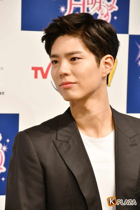 일본 언론이 쓴 박보검 기사 제목.JPG | 인스티즈