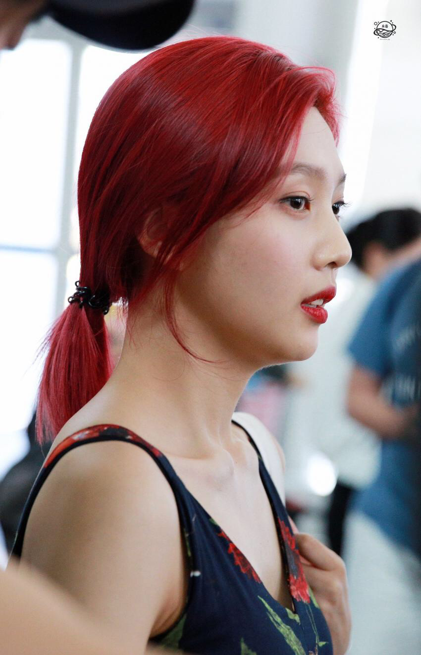 쇄골미녀 레드벨벳 조이 | 인스티즈