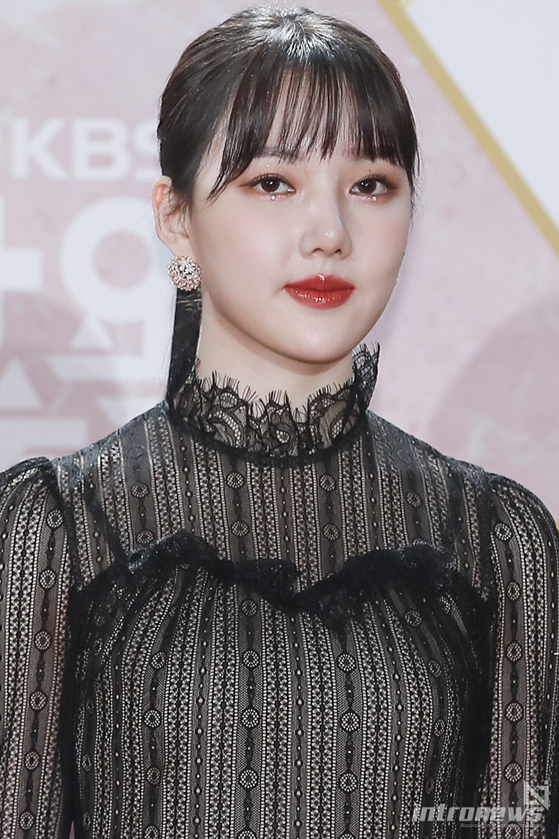2020년 첫 여자친구 예린이.jpgif | 인스티즈