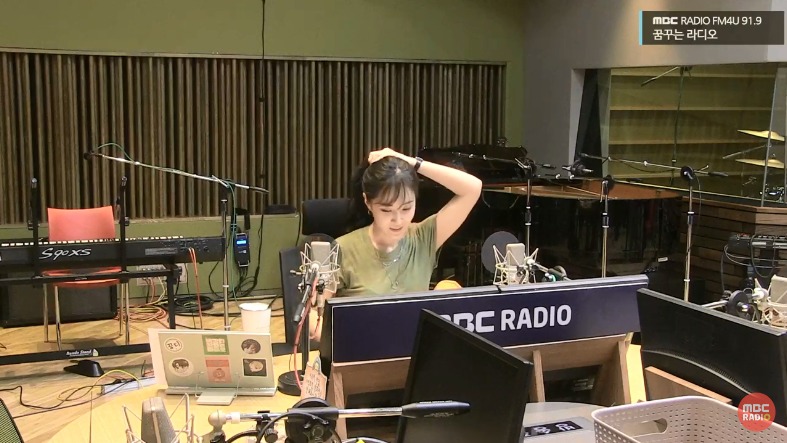 9987E33A5EB4324335134E